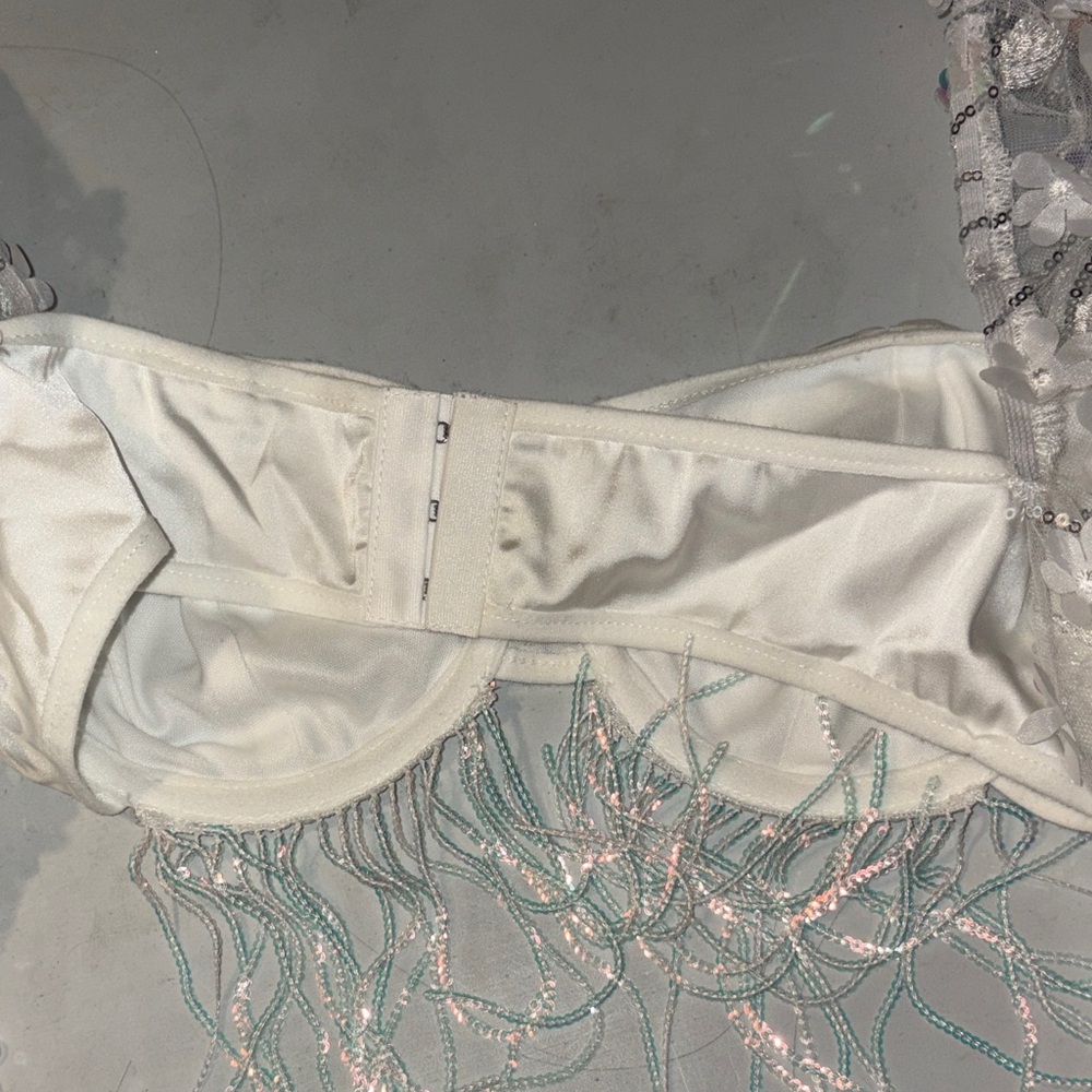 #1 Floral Embellished rave set with Fringe - Picture 6 of 8